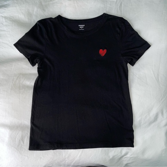 Aritzia Tops - ARITZIA (Sunday Best) Heart T-Shirt